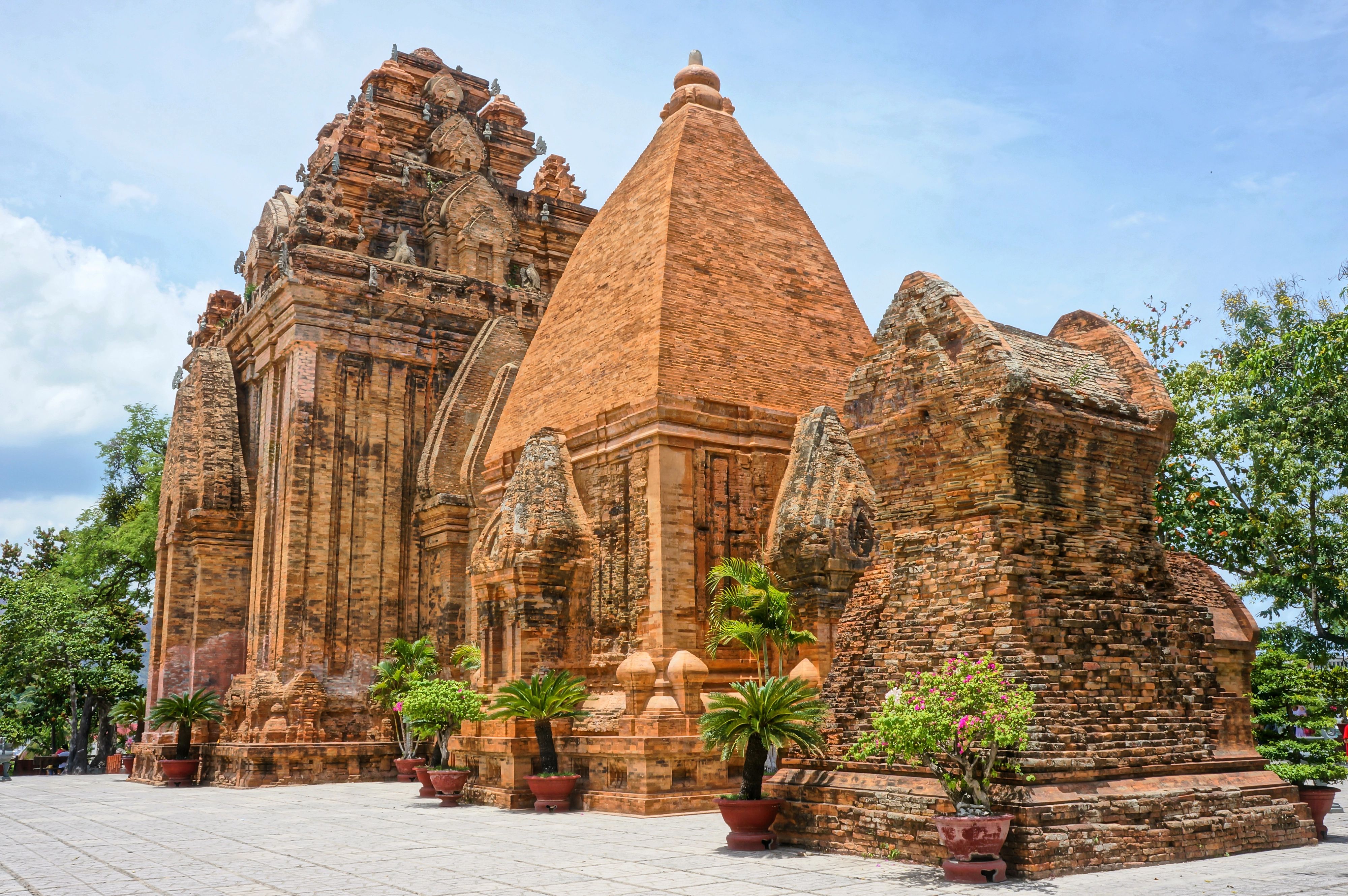 Tháp Bà Ponagar